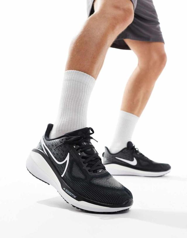 Nike Running Vomero 17 sneakers in black and white Product Image