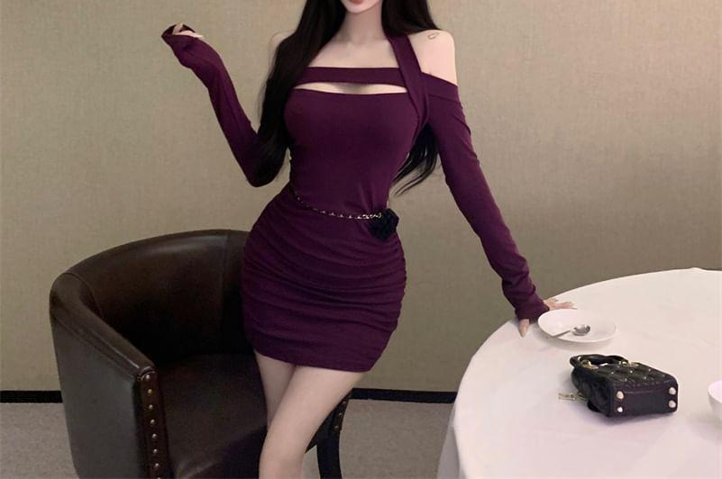 Long Sleeve Cold Shoulder Plain Cutout Mini Sheath Dress Product Image