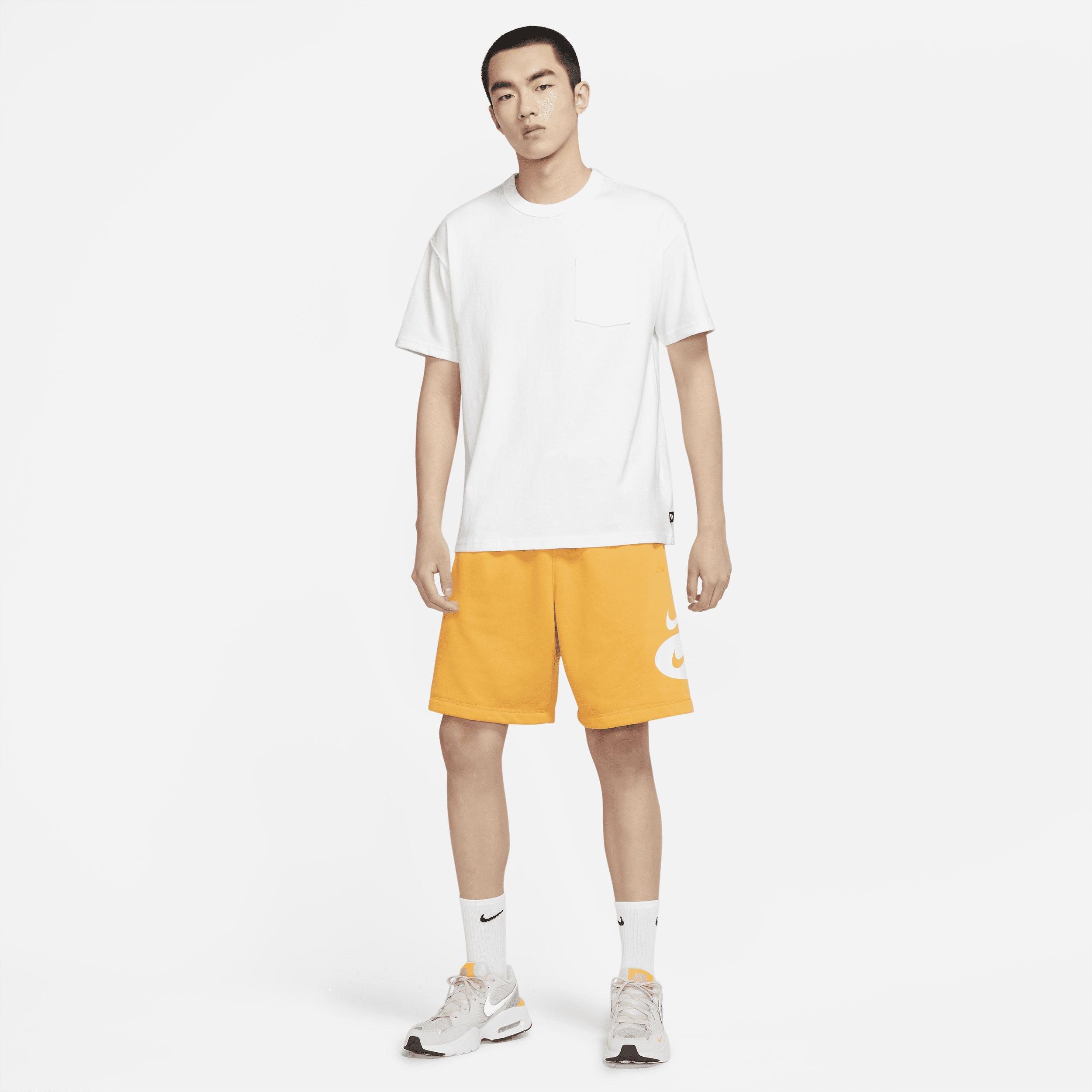 Men's Nike Sportswear Premium Essentials Pocket T-Shirt Product Image