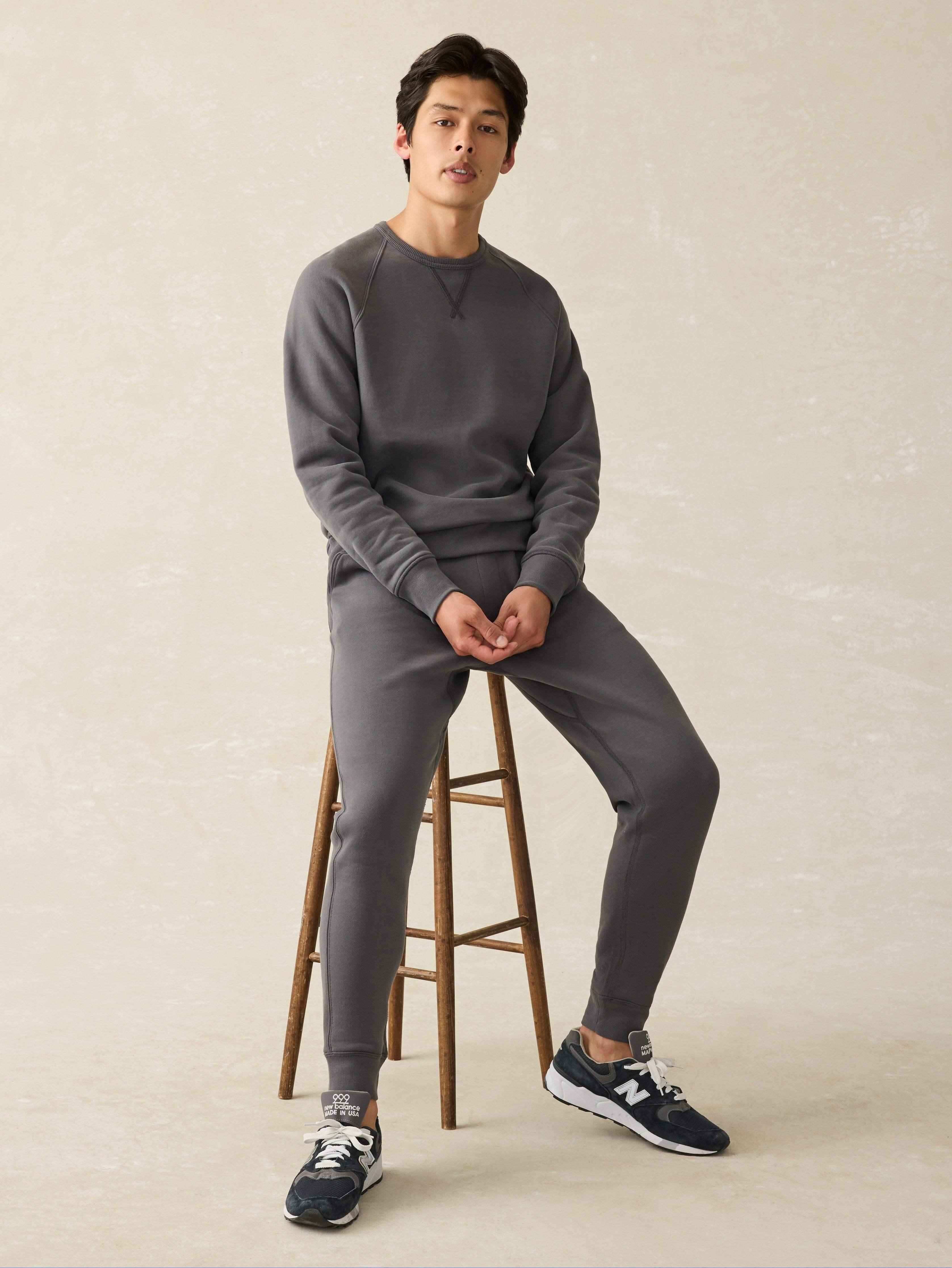 High Standard Fleece Crewneck - Mountain Black Male Product Image