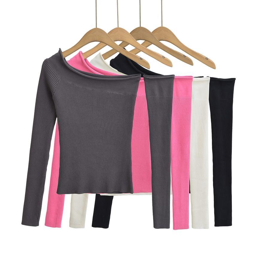 Long-Sleeve Asymmetrical Neck Off-Shoulder Plain Ribbed Knit Top Product Image