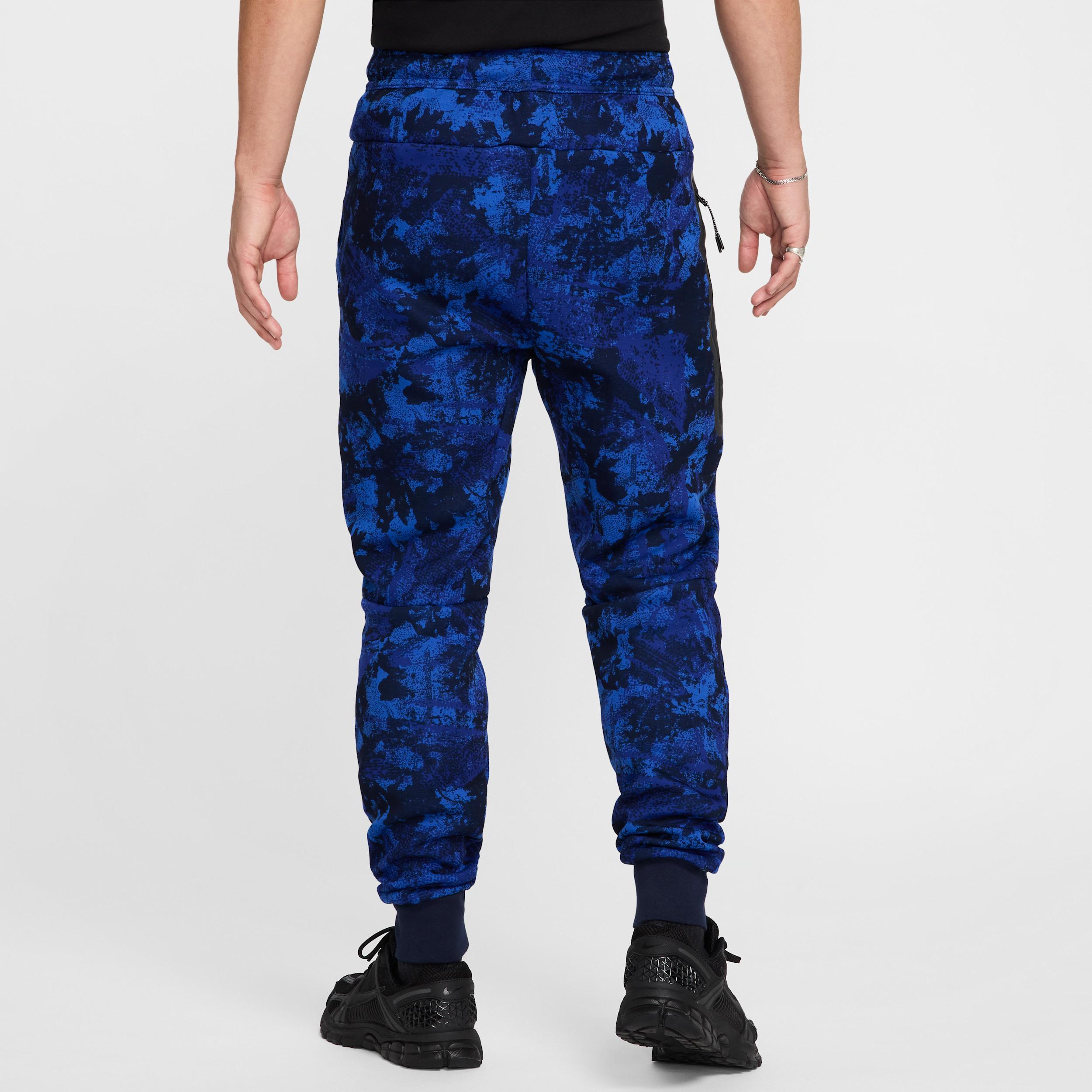 Nike Men's Tech Fleece Jogger Pants Product Image