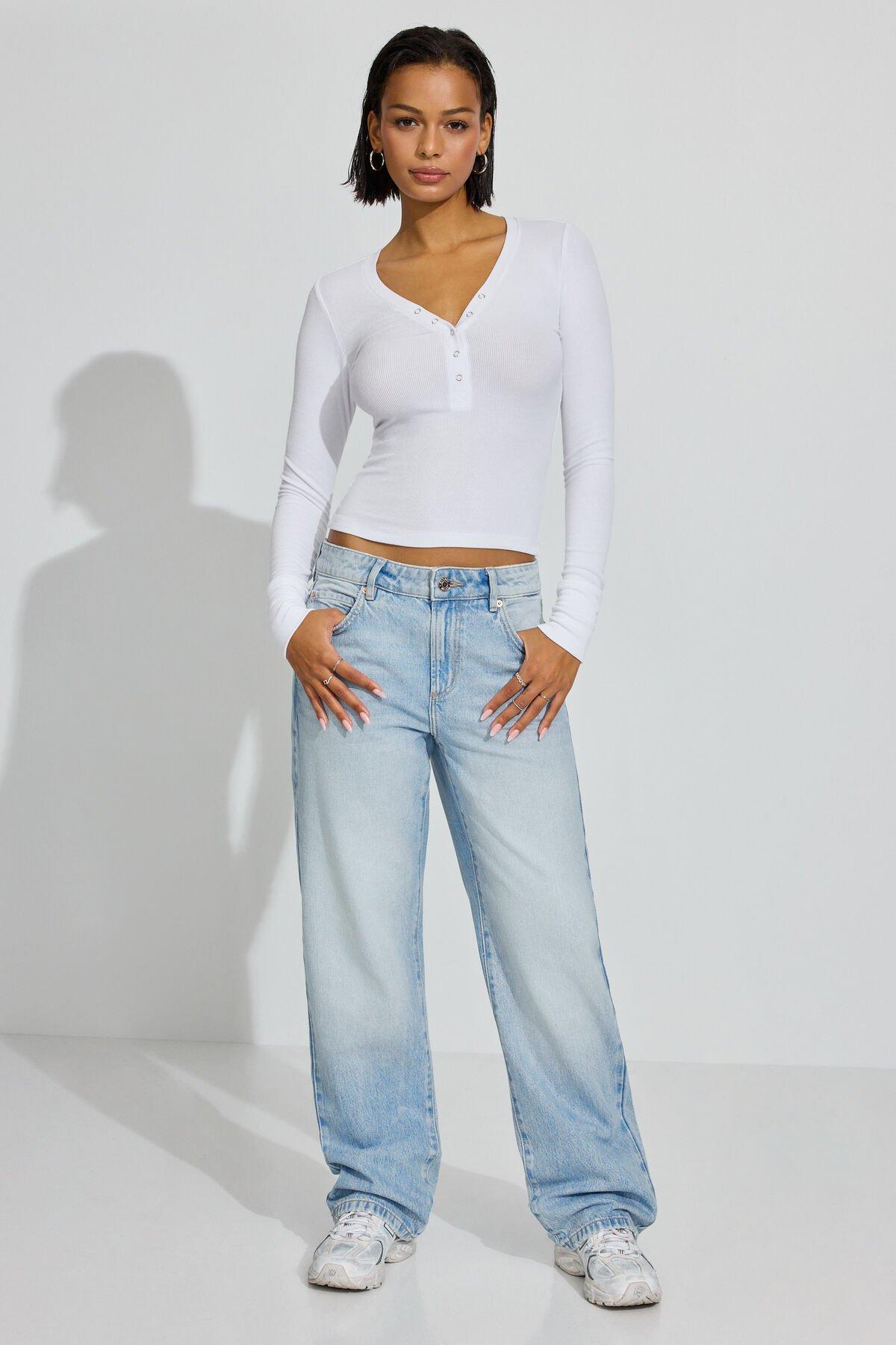 Slouchy Jeans Product Image