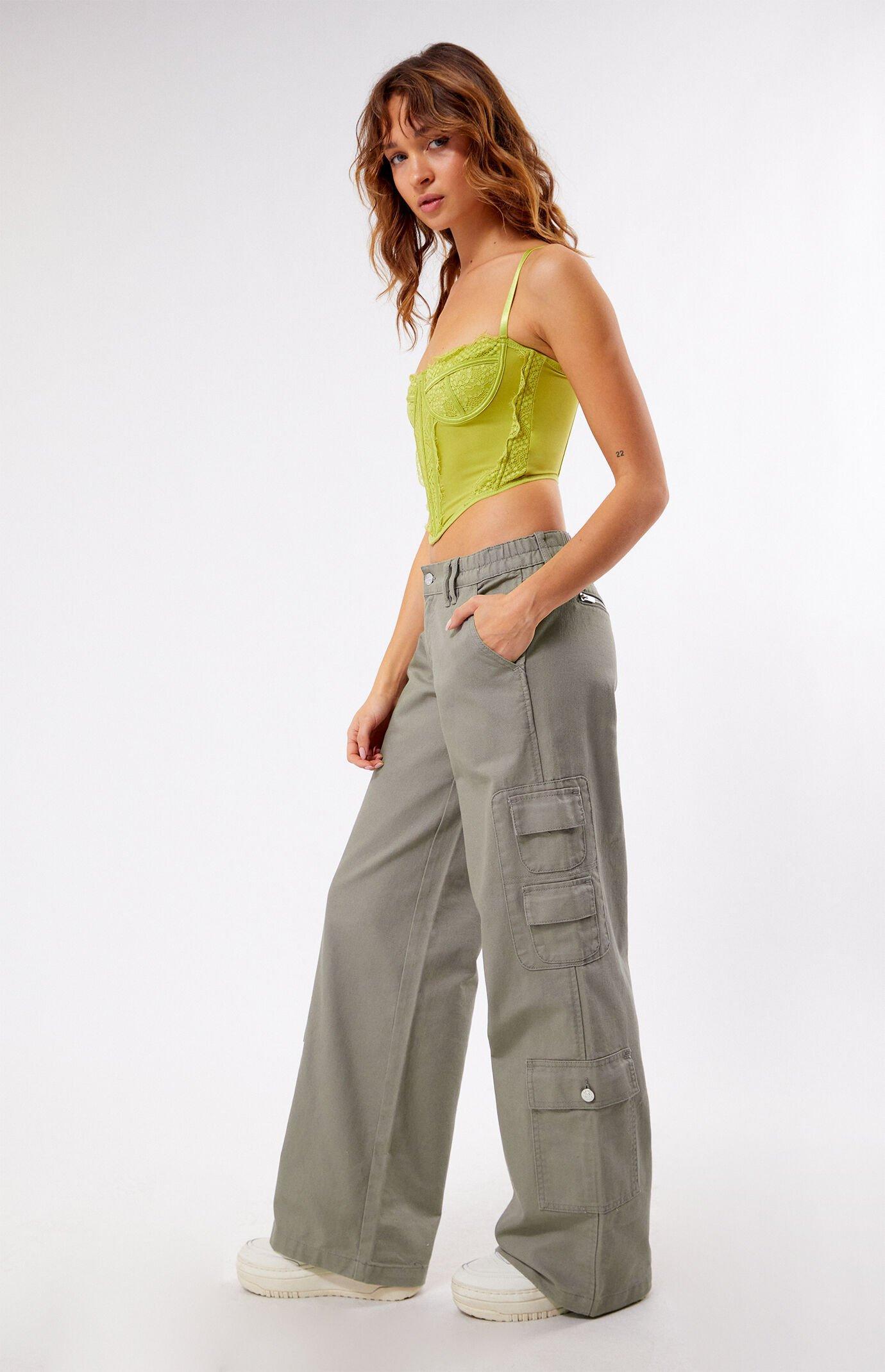 Women's Elastic Waist Low Rise Baggy Cargo Pants - Product Image