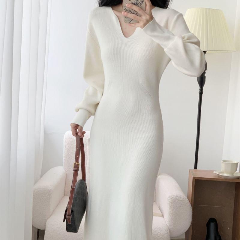 Long-Sleeve V-Neck Plain Ribbed Midi Sheath Knit Dress Product Image