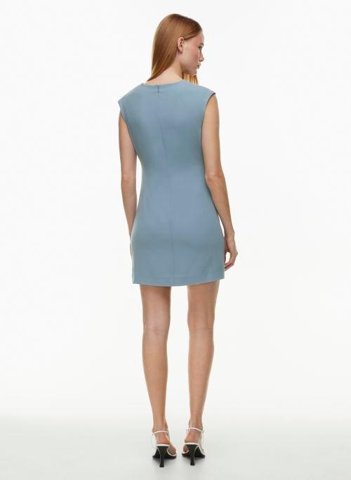 auction dress Product Image