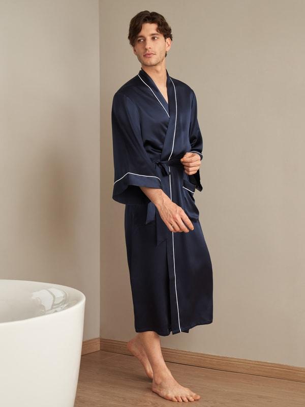 22 Momme Kimono Silk Robe with Piping Product Image