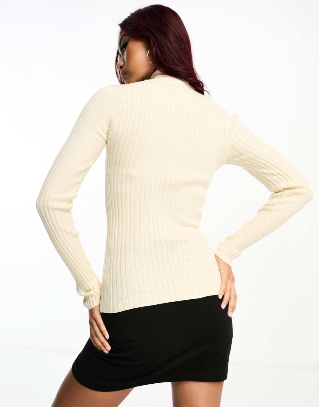 Pieces knitted rib top Product Image