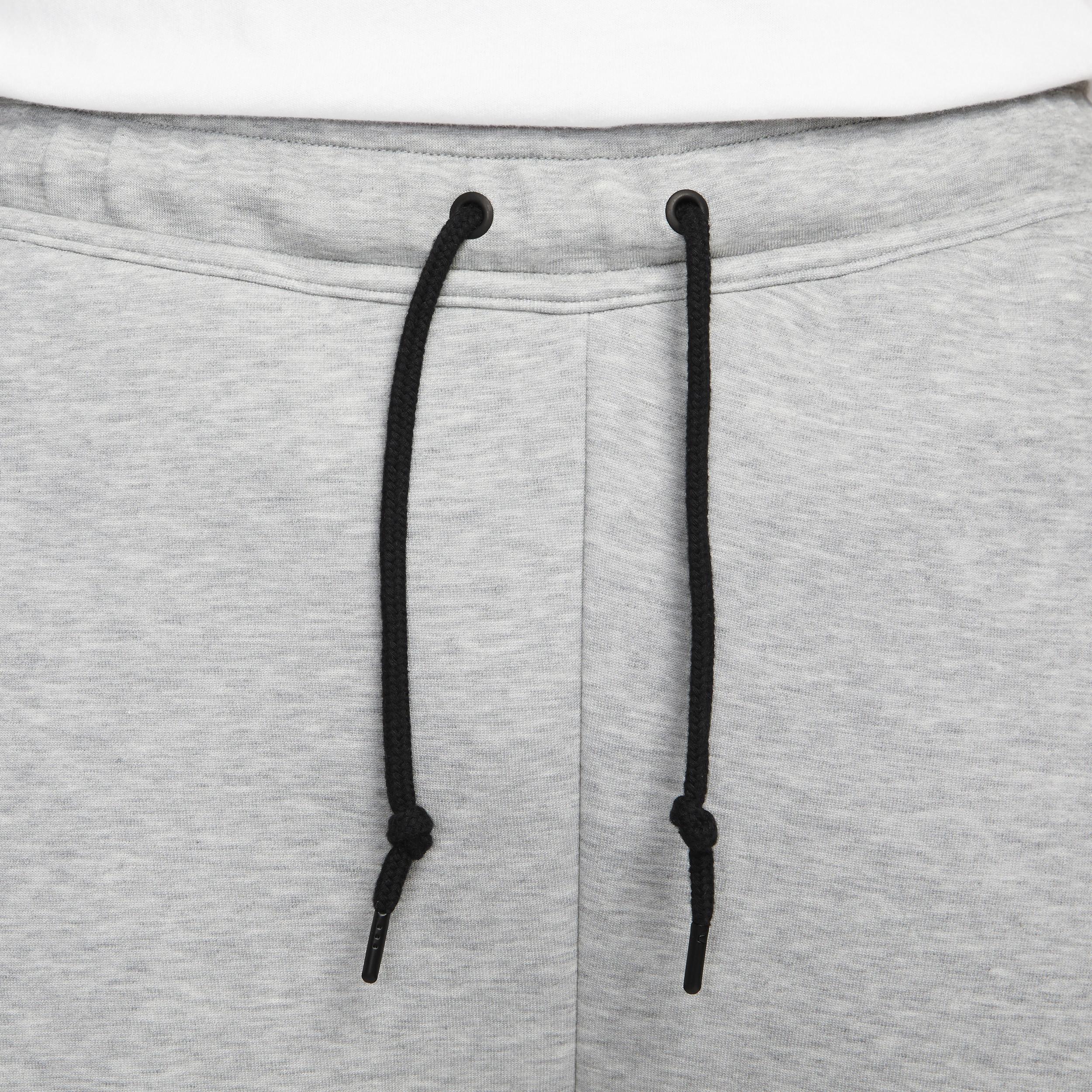 Men's Nike Sportswear Tech Fleece Open-Hem Sweatpants Product Image