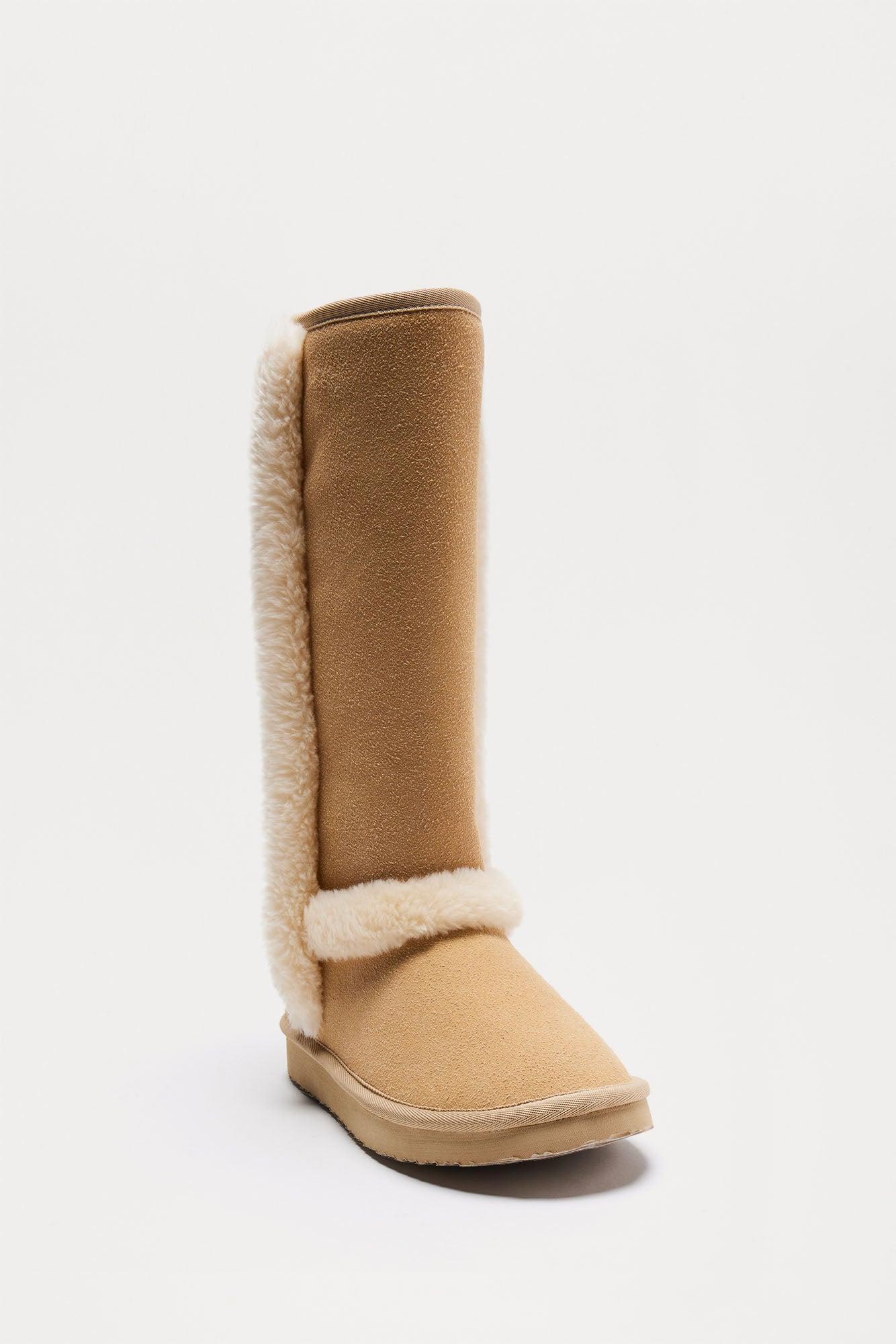 Tahoe Fur Trim Boots - Beige Product Image