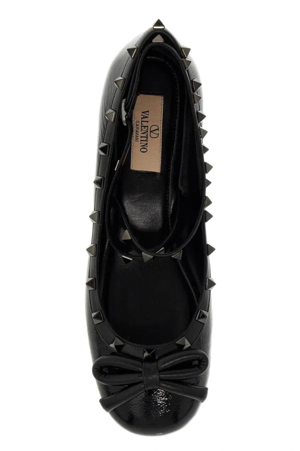 VALENTINO GARAVANI Rockstud Patent Leather Ballerina Shoes In Black Product Image