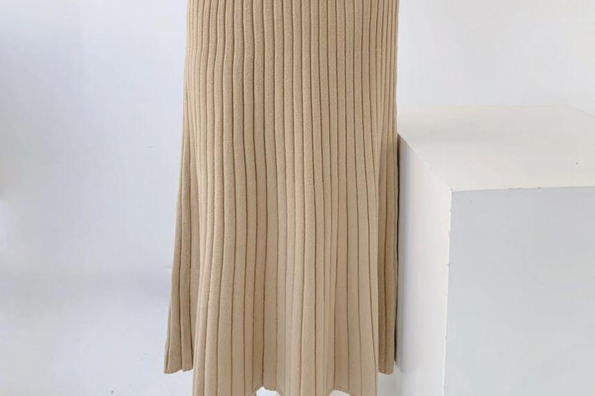 Long-Sleeve Crewneck Knit Midi A-Line Dress Product Image