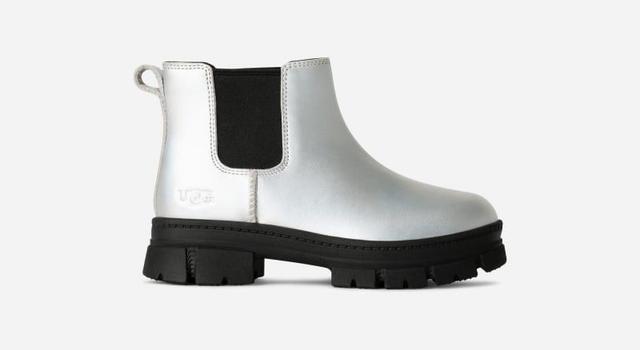 UGG Kids Ashton Chelsea Shine Leather Boots Product Image