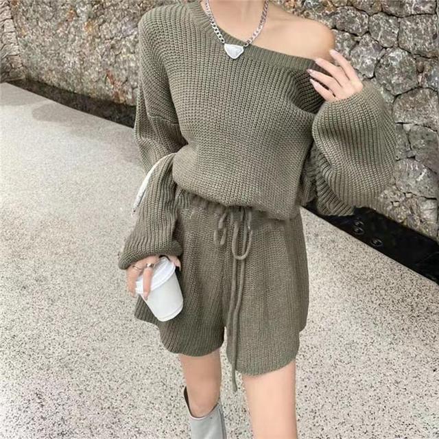 Long-Sleeve Knit Wide Leg Romper Product Image