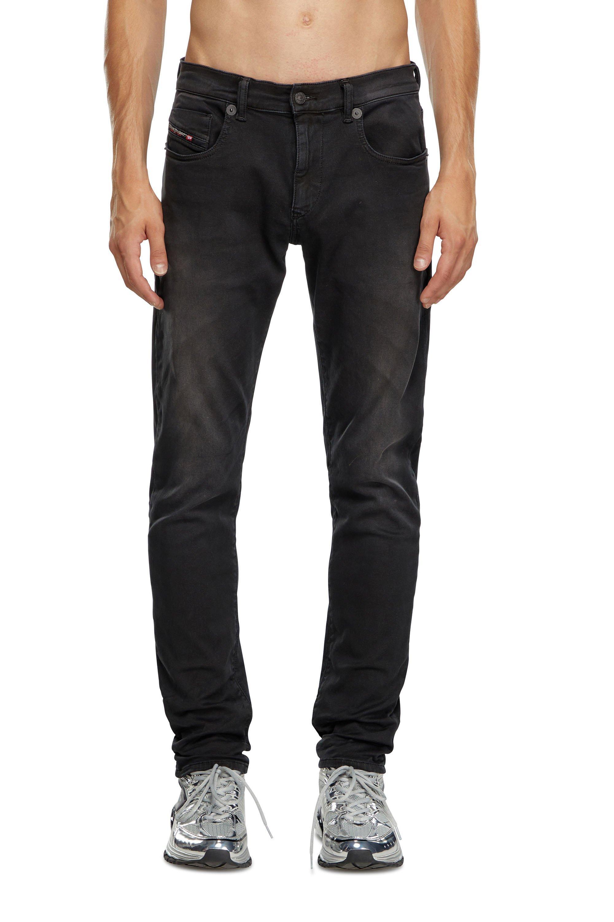 Slim 2060 D-Strukt Joggjeans® 0670M Product Image