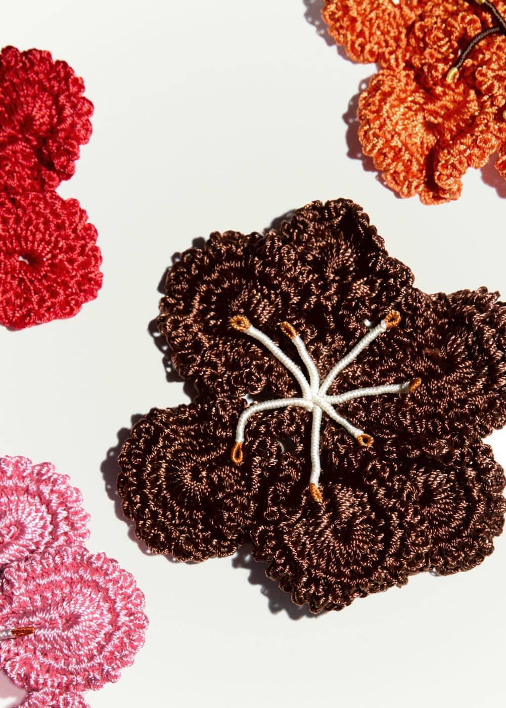 MANGO - Crochet flower brooch - One size - Women Product Image