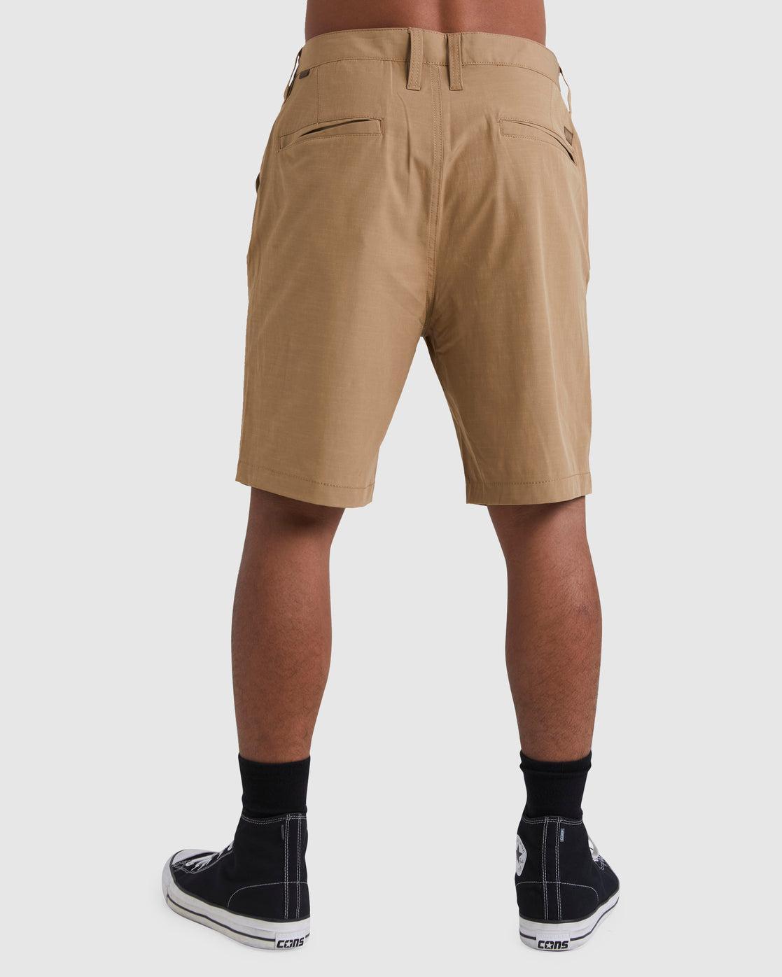 Crossfire Solid 20" Hybrid Submersible Shorts - Gravel Male Product Image