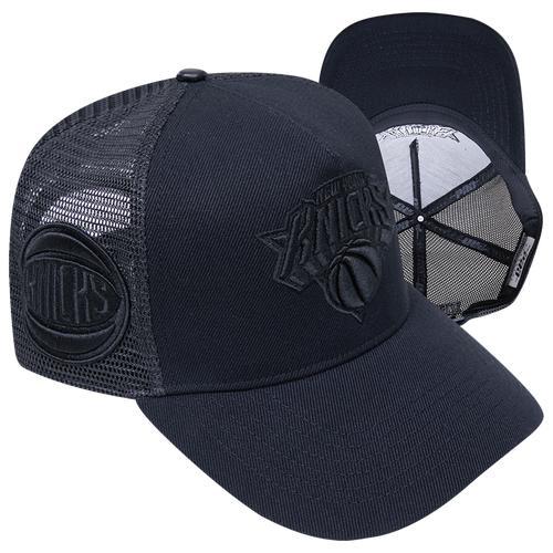 Pro Standard Mens Knicks Black Out Classic Trucker - Black/Black Product Image