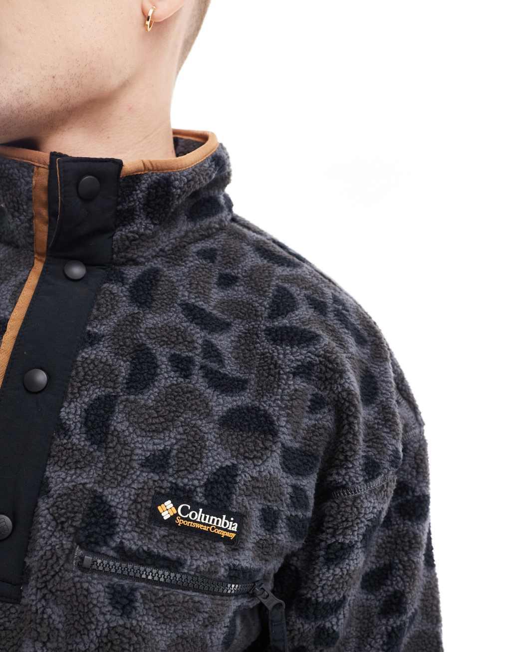 Columbia Helvetia II printed half snap fleece in black Product Image