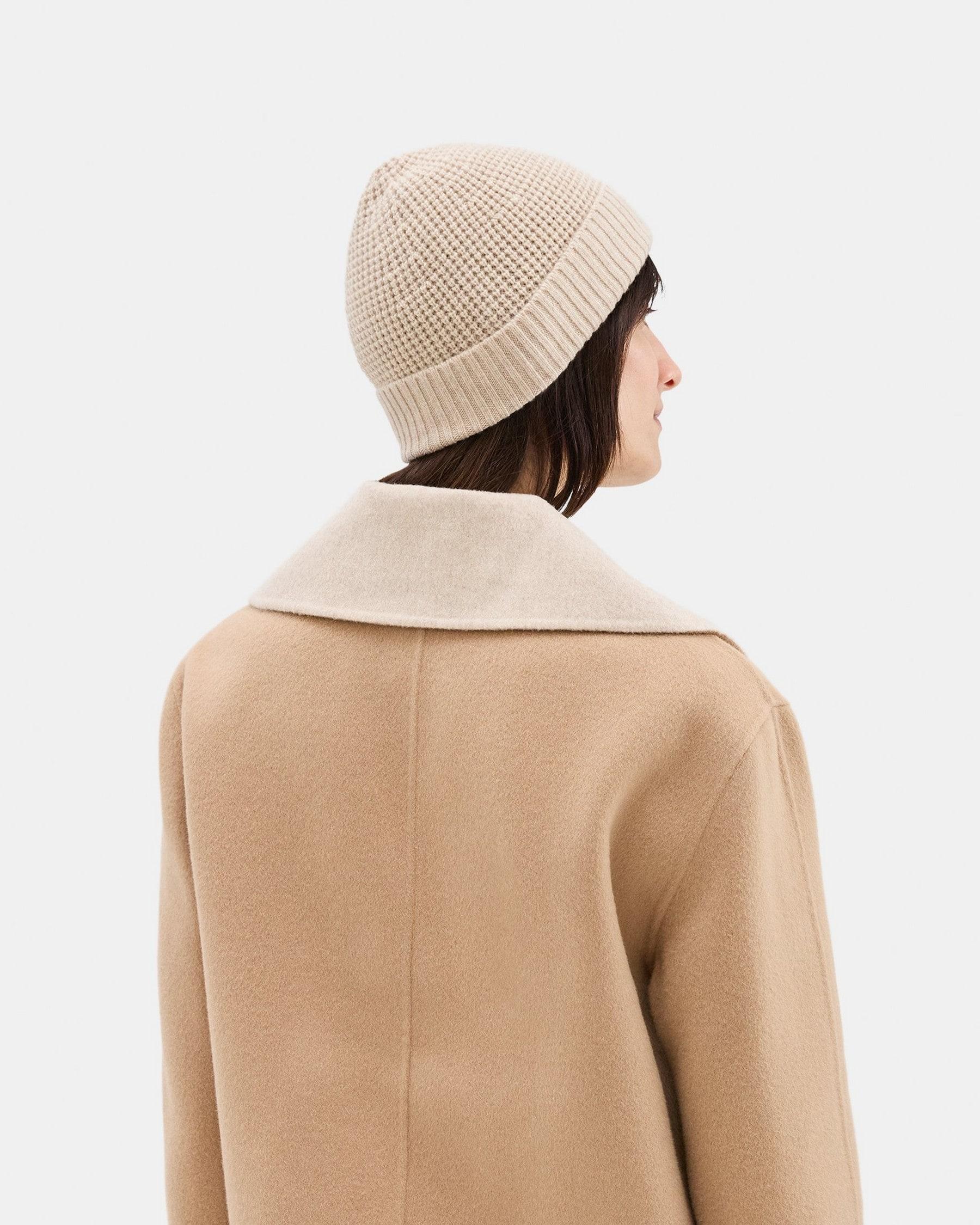 Cozy Scarf in Cashmere Product Image