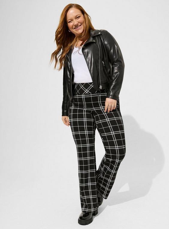 High-Rise Pocket Pixie Flare Luxe Ponte Pant Product Image