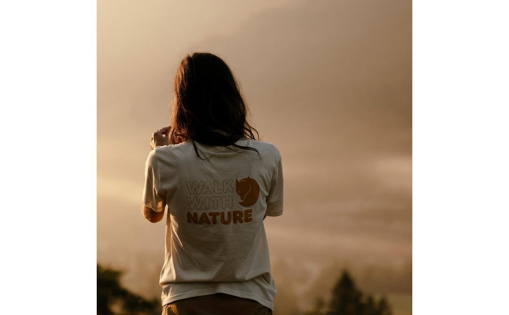 Walk With Nature T-shirt W Product Image