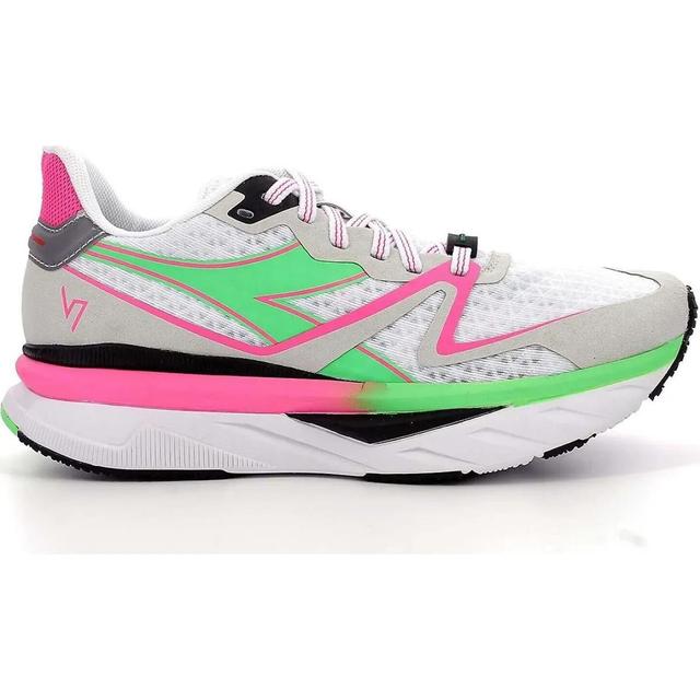 Women's | Diadora Atomo v7000 Product Image