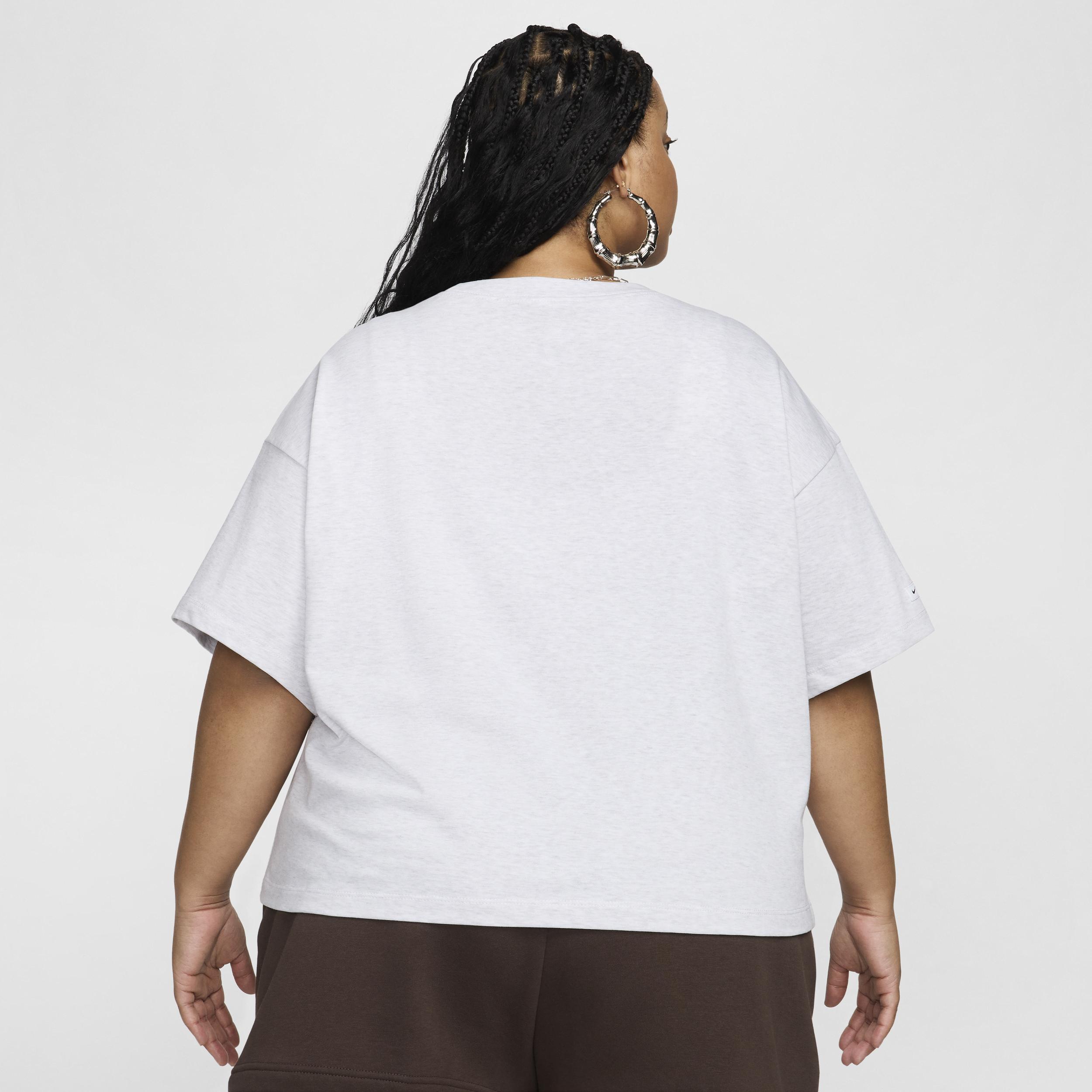 Womens Nike Sportswear Classic T-Shirt (Plus Size) Product Image