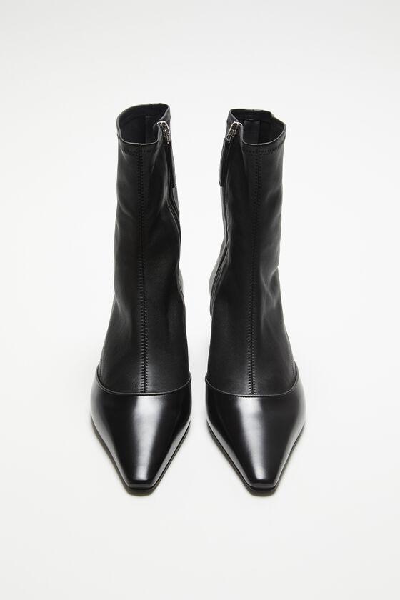 Heeled ankle boots Product Image