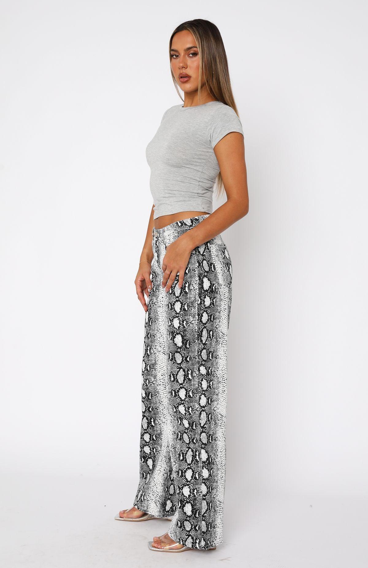 Alora Low Rise Wide Leg Jeans Snake Product Image