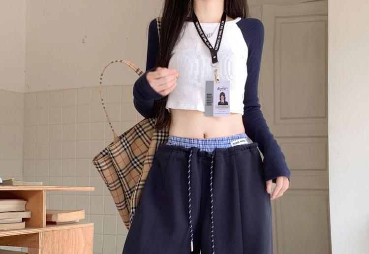 Mid Rise Plain Plaid Panel Wide Leg Pants Product Image