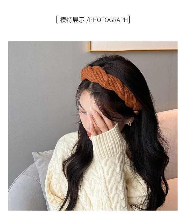 Knot Knit Headband Product Image