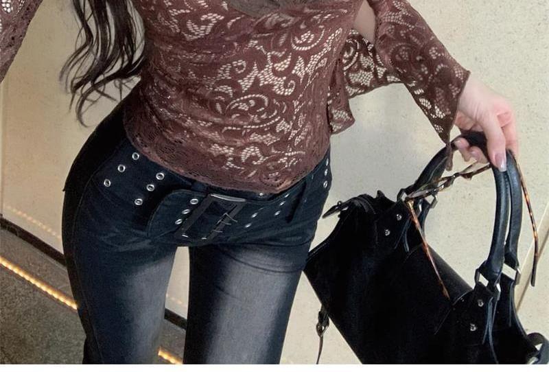 Long-Sleeve V-Neck Lace Slim Fit Top Product Image