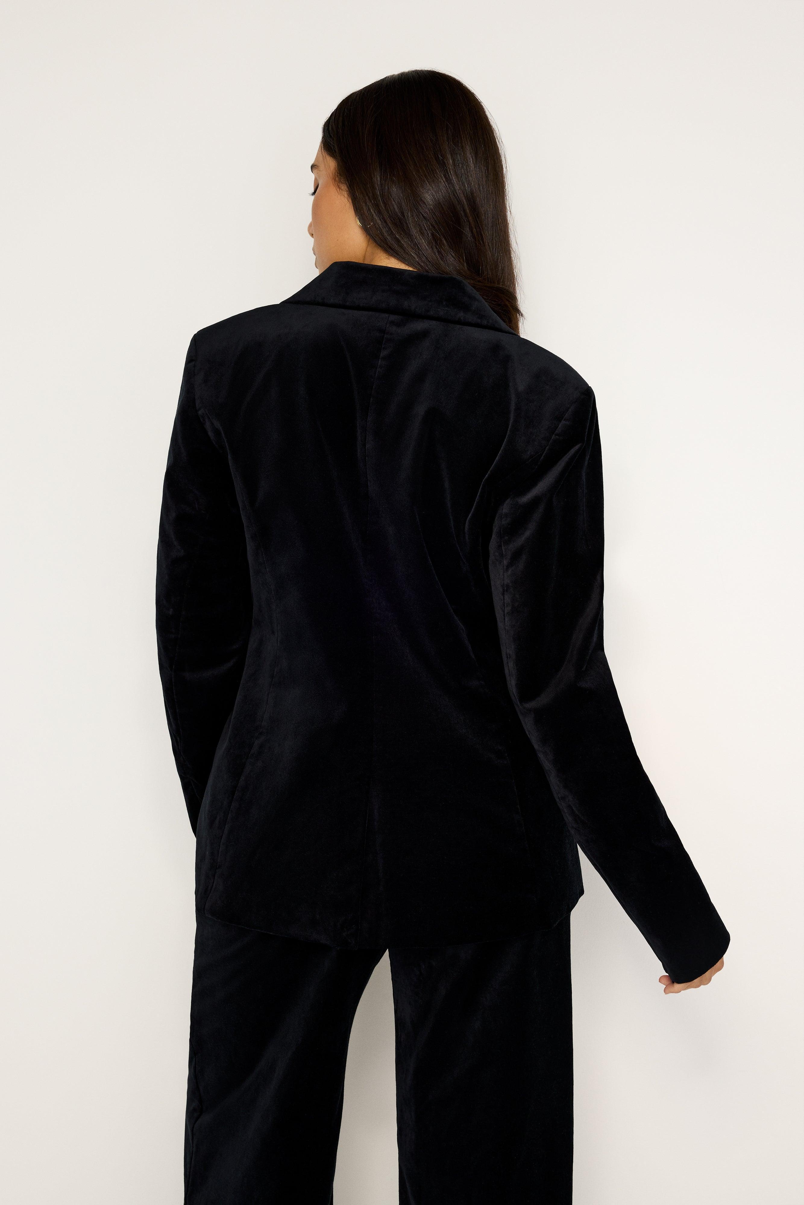 VELVET SCULPTED BLAZER | BLACK001 Product Image