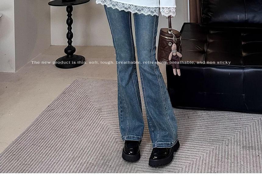 Long-Sleeve V-Neck Plain Lace Trim T-Shirt Product Image