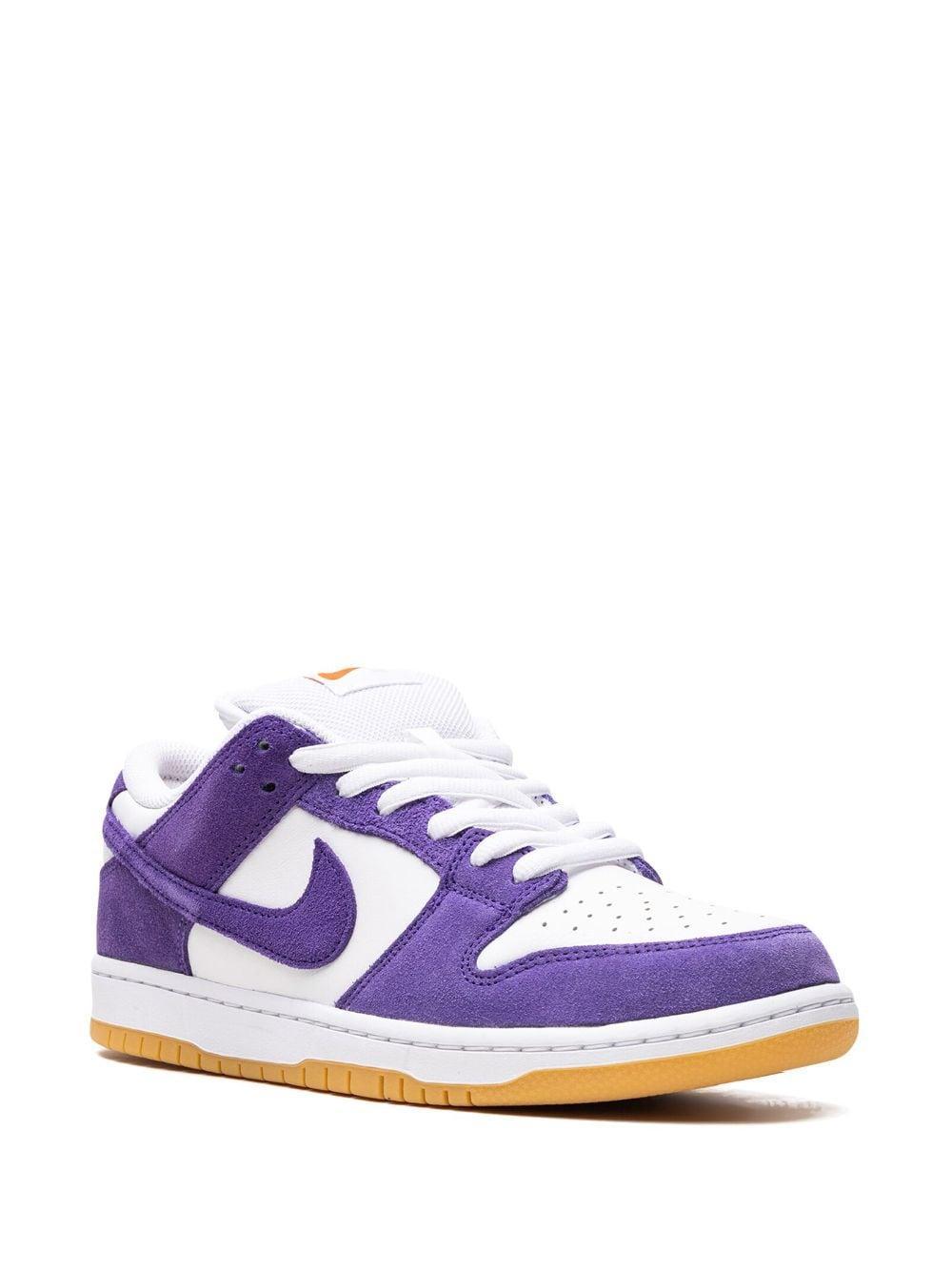 NIKE Sb Dunk Low Pro Iso "court Purple" Sneakers In Violett Product Image