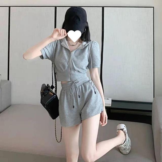 Set: Short-Sleeve Plain Zip Hoodie + Drawstring Waist Sweat Shorts Product Image