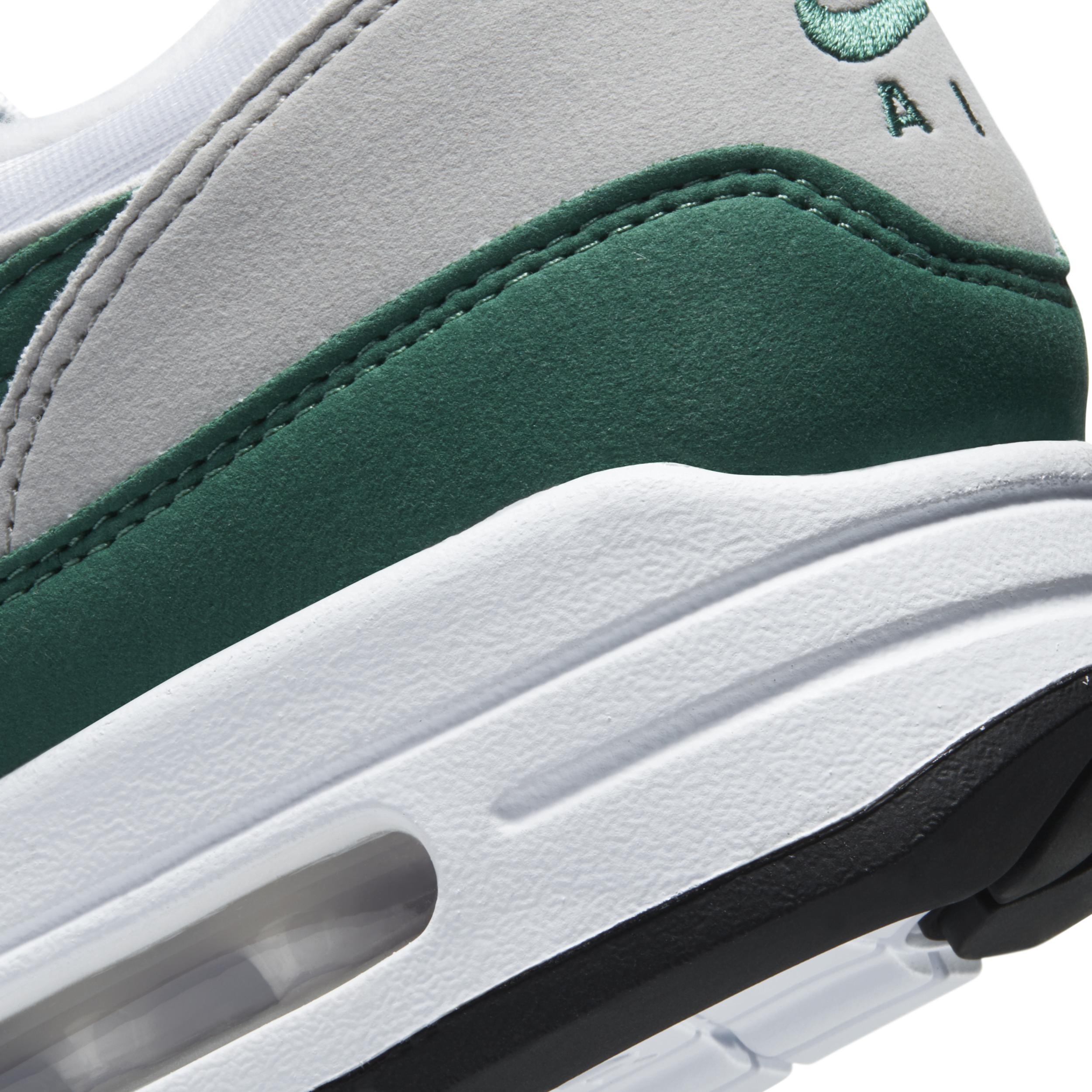 Nike Men's Air Max 1 Shoes Product Image