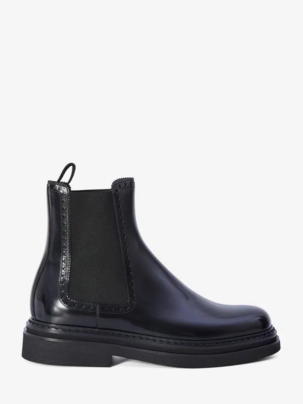 Day Classic Chelsea Boots In Black product image