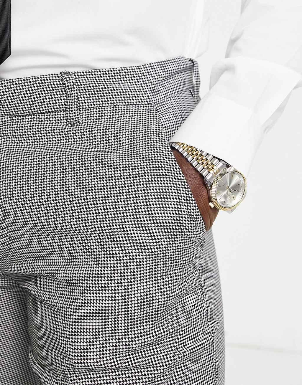 New Look slim suit pants in houndstooth pattern Product Image