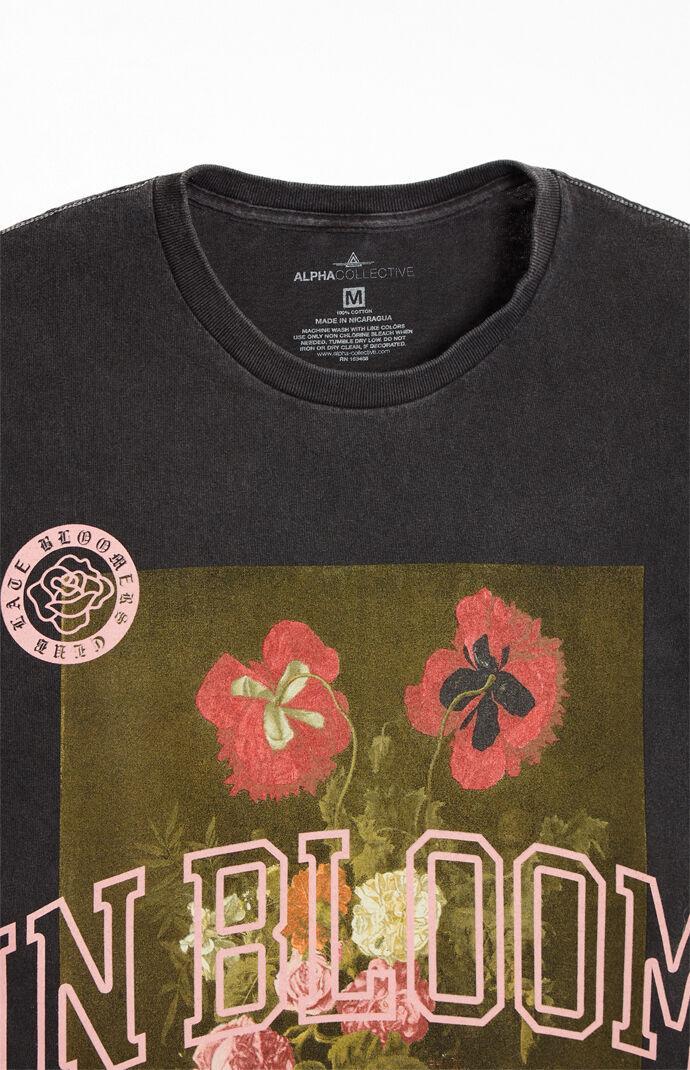 Men's In Bloom Vintage T-Shirt Product Image