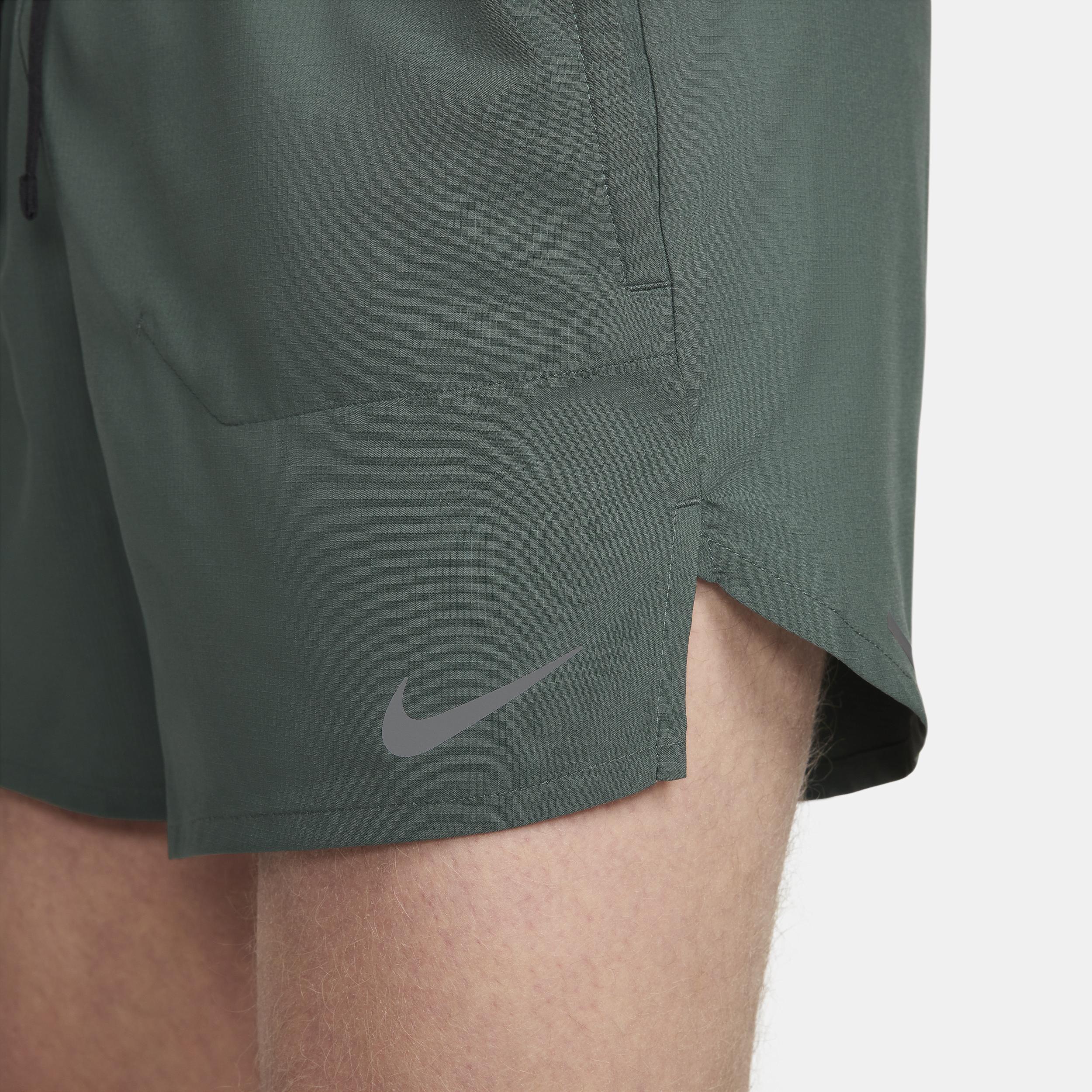 Nike Men's Stride Dri-FIT 5" 2-in-1 Running Shorts Product Image