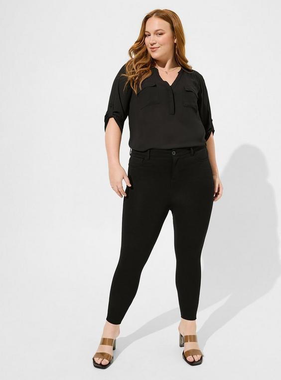 Skinny Luxe Ponte Mid Rise Pant Product Image