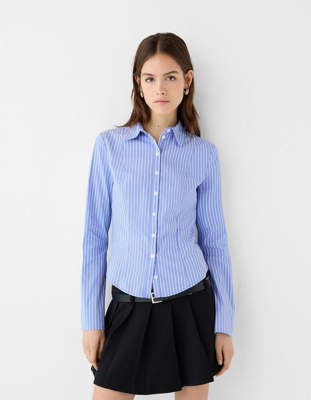 Fitted shirt with wide sleeves Product Image