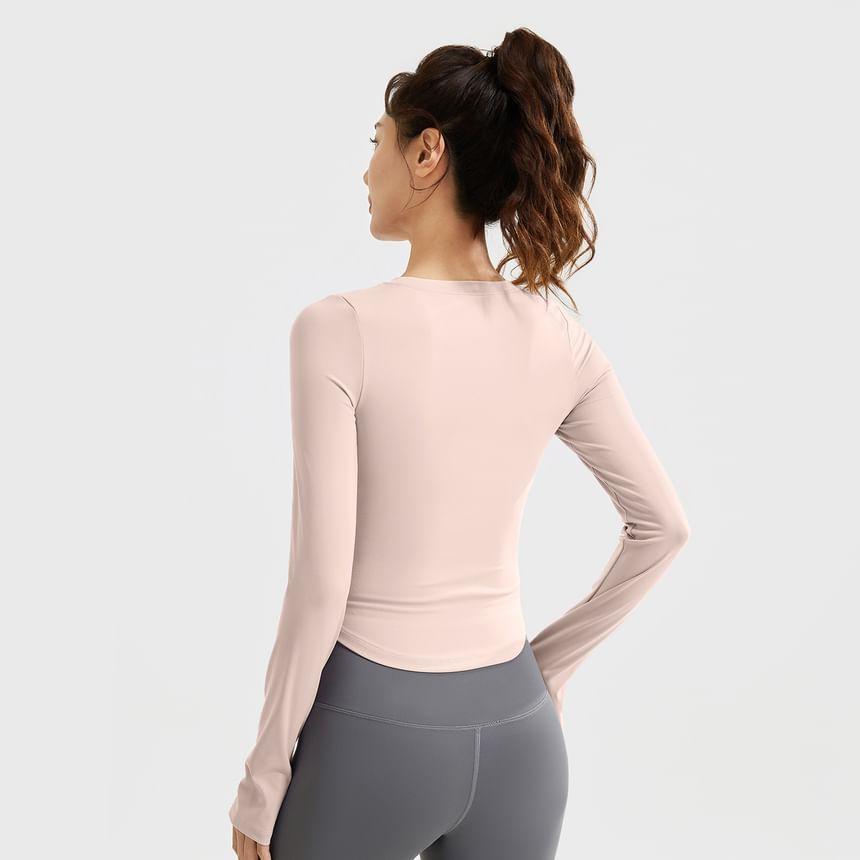 Long-Sleeve Crew Neck Plain Crop Sports T-Shirt Product Image