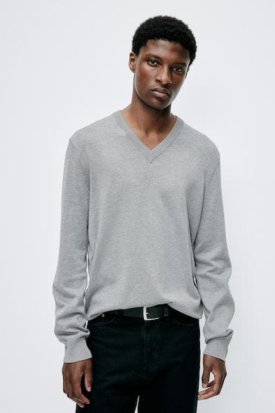 Slim Fit Fine-Knit V-Neck Sweater Product Image