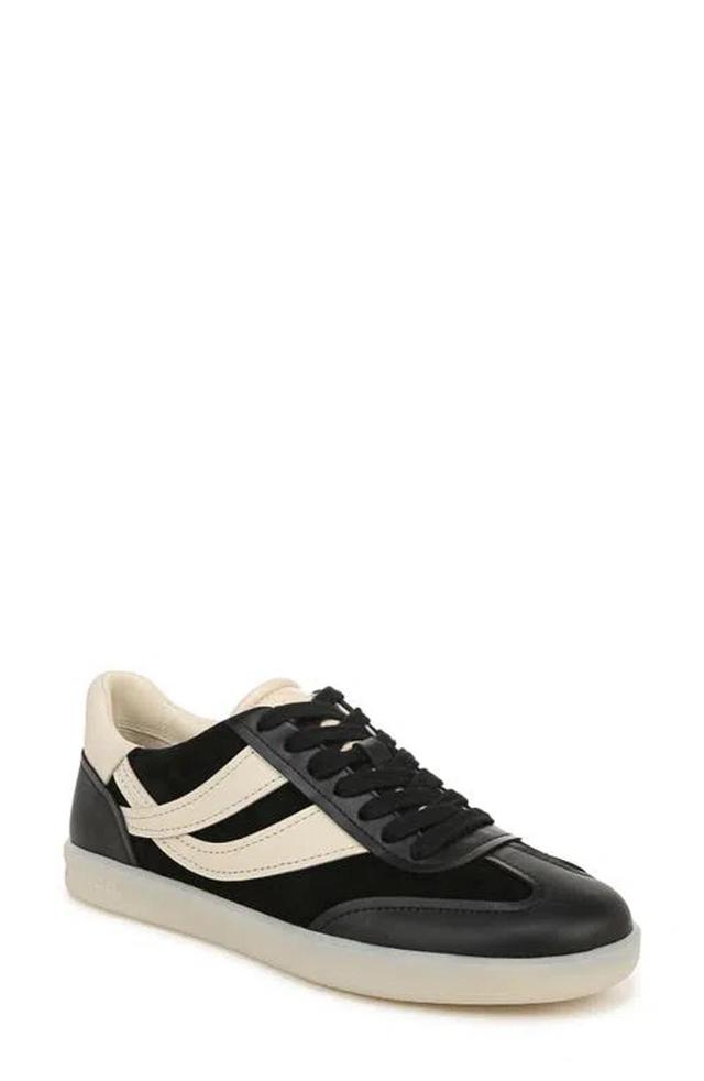 Oasis Sneaker In Black Product Image