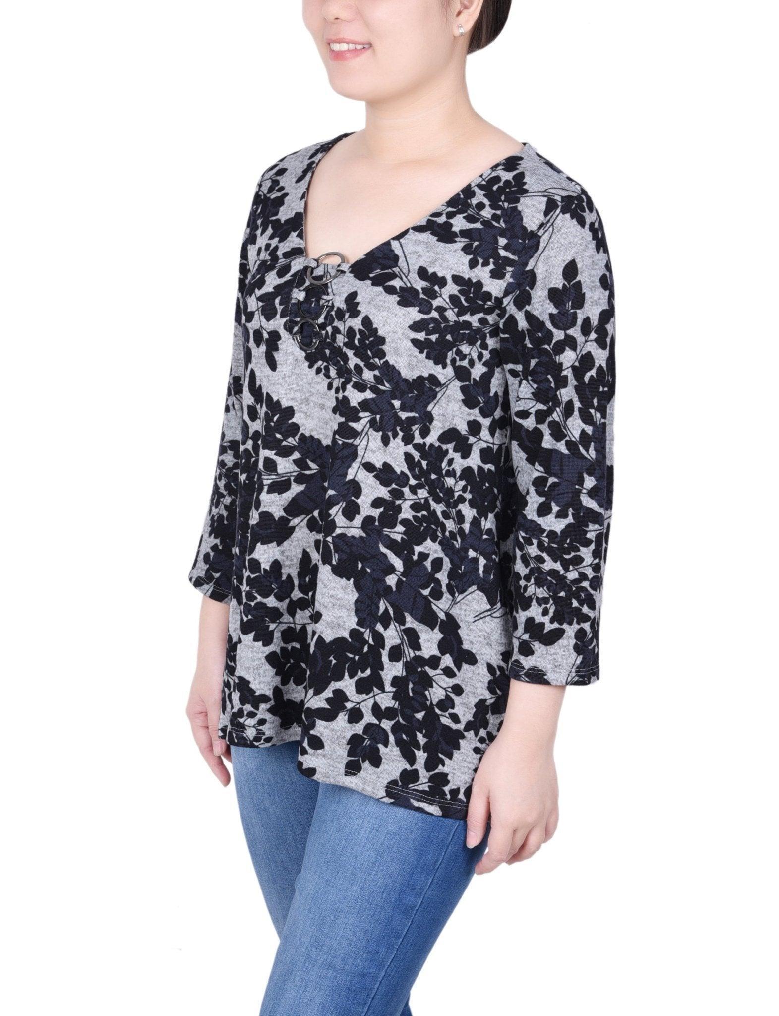 3/4 Length Sleeve 3-Ring Top - Petite Product Image