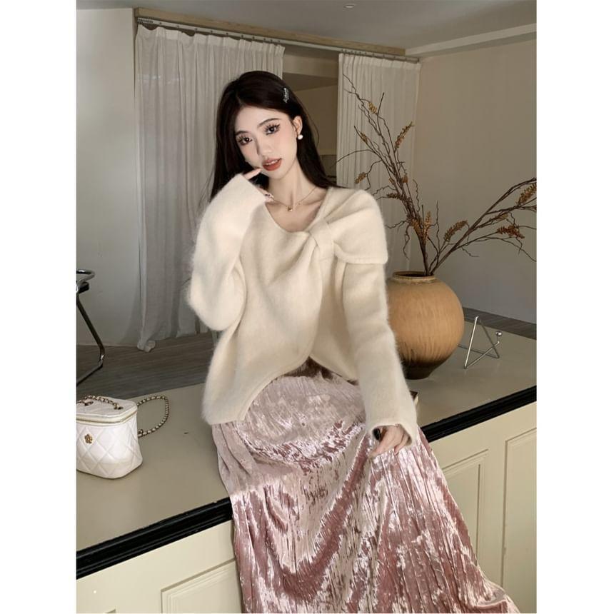 Round Neck Plain Bow Asymmetrical Sweater / High Rise Plain Velvet Maxi A-Line Skirt Product Image