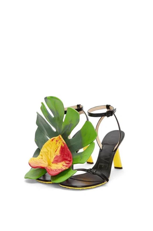 Elegant Petal Sandals For Women In Black Product Image